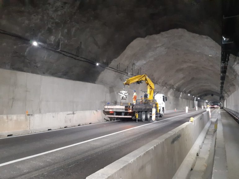 Túnel do Morro do Boi na BR-101 será interditado para instalação de Painel de Mensagem Variável