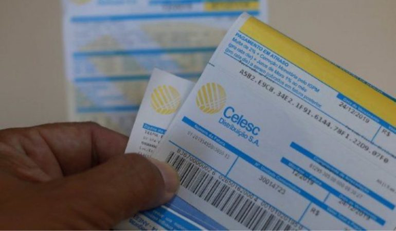 Celesc é notificada pelo MPSC e tem 10 dias para esclarecer atrasos nas entregas de faturas 