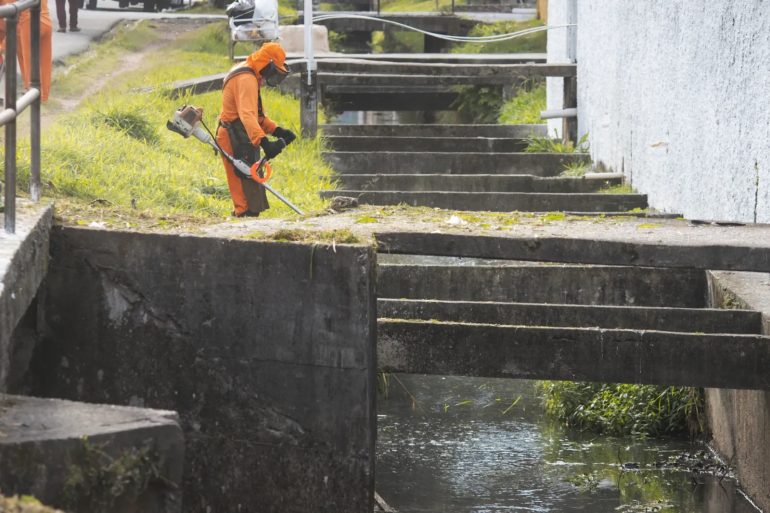 Prefeitura de São José lança operação tapa-buracos e mutirão de limpeza nesta segunda-feira