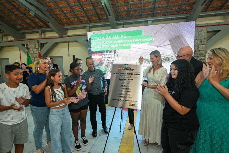 Santa Catarina inicia ano letivo com inauguração de obras em escolas da Grande Florianópolis