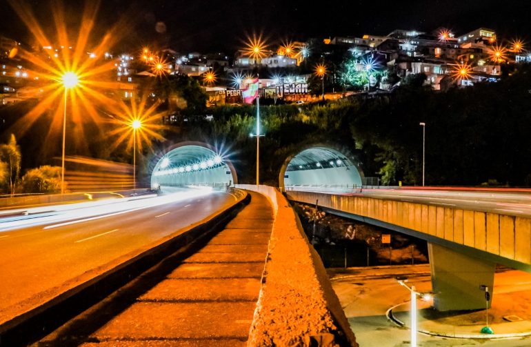 Túnel Antonieta de Barros em Florianópolis terá alteração de trânsito para limpeza dos ventiladores