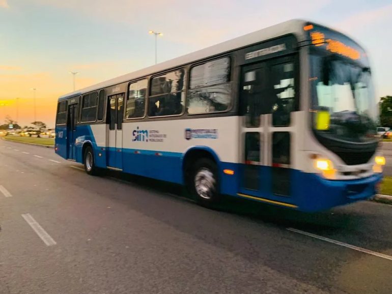 Beira-mar Norte terá corredores exclusivos para ônibus em trechos movimentados da Capital