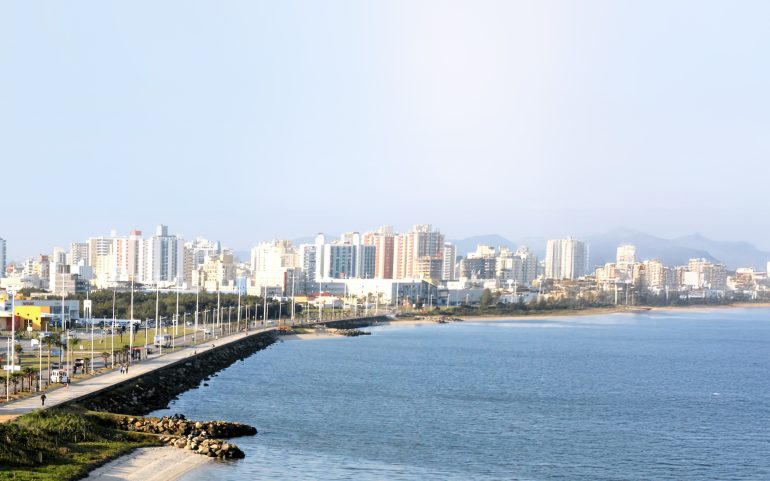 Conecta-Sustentável-promove-ação-de-limpeza-na-Beira-Mar-de-São-José