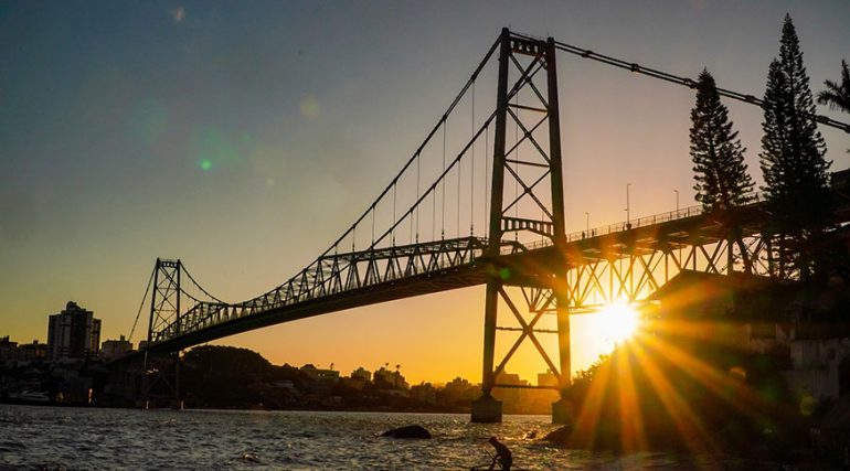 Feriado do Dia do Trabalho: veja o que abre e fecha em Florianópolis nesta quinta e sexta-feira 