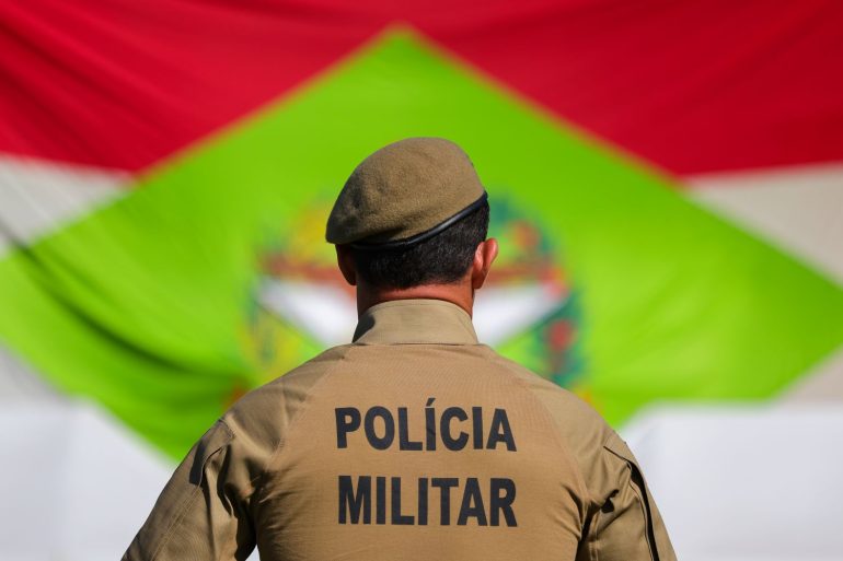 Jorginho Mello anuncia valorização da carreira militar e reforço no efetivo