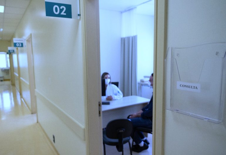 Vagas abertas na Saúde: contratação temporária para médicos e fonoaudiólogos em SC
