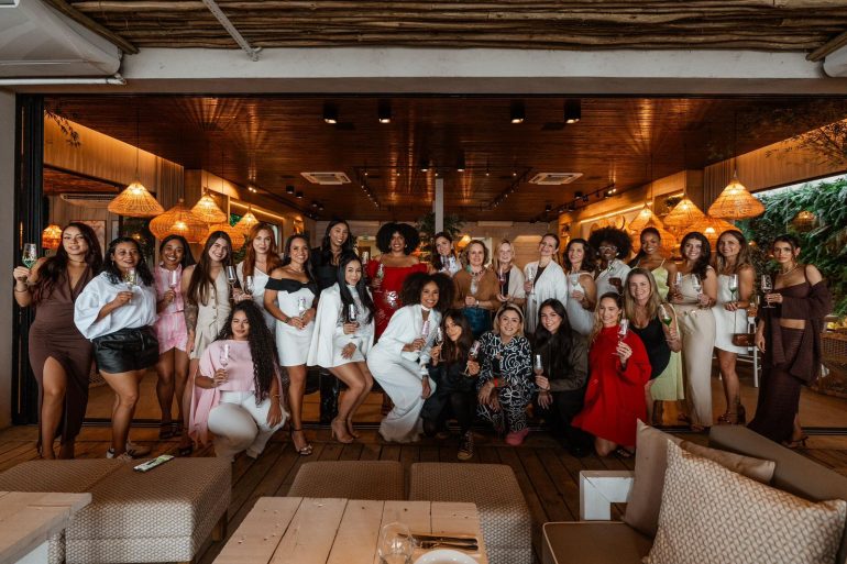 Brutal Fruit Spritzer chega ao Folha Beach Club com ação especial de lançamento