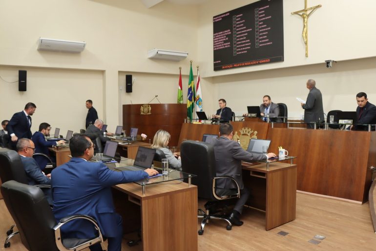 vereadores-de-florianopolis-aprovam-novos-cargos-comissionados-para-pessoas-com-deficiencia