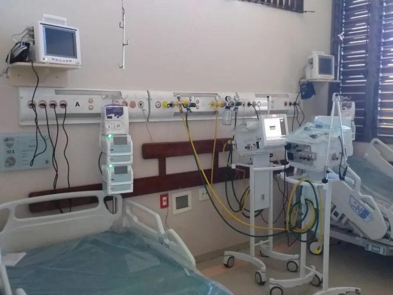 Avanço nos casos de influenza sobrecarrega UTIs em Santa catarina e revela falhas na cobertura vacinal 