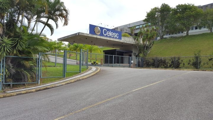 Celesc responde notificação do Procon após aumento de 208 queixas em 2025