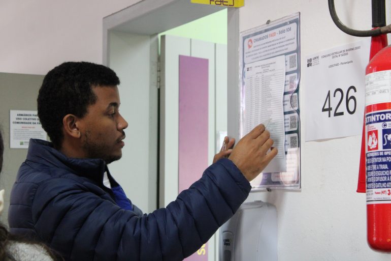 Udesc divulga listão de classificados no Vestibular de Inverno 2025 pela prova presencial
