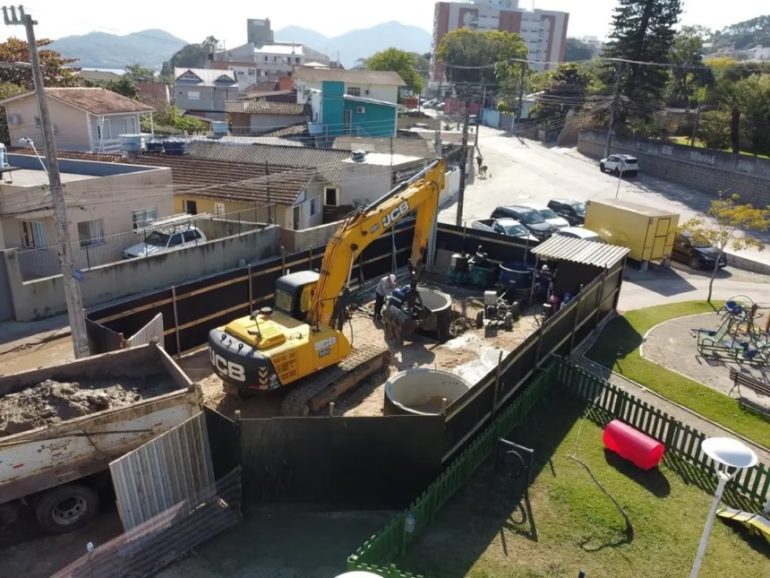 casan-implanta-nova-estacao-elevatoria-no-bairro-joao-paulo-em-florianopolis1