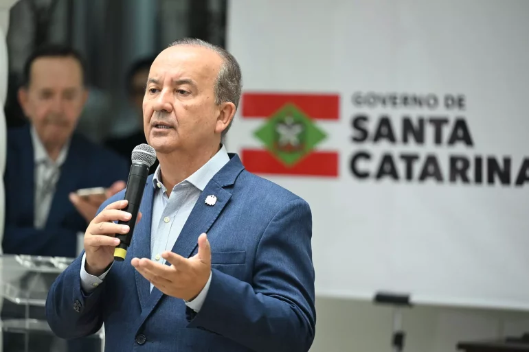 jorginho-mello-critica-juros-do-pronampe-e-dispara-nem-agiota-empresta-com-esses-percentuais