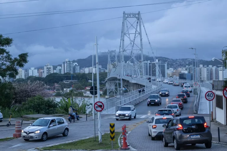 ponte-hercilio-luz-tera-monitoramento-com-tecnologia-de-reconhecimento-facial-para-coibir-crime