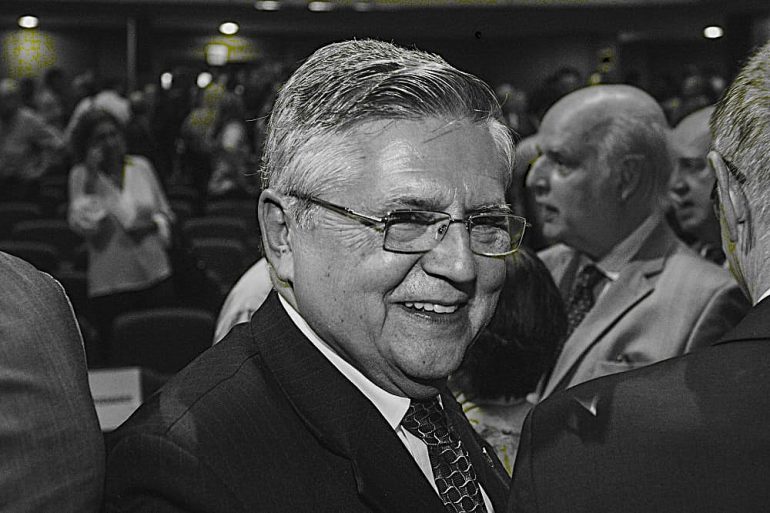 Florianópolis decreta Luto Oficial por 3 dias pela morte do professor e ex-secretário de educação, Rodolfo Pinto da Luz