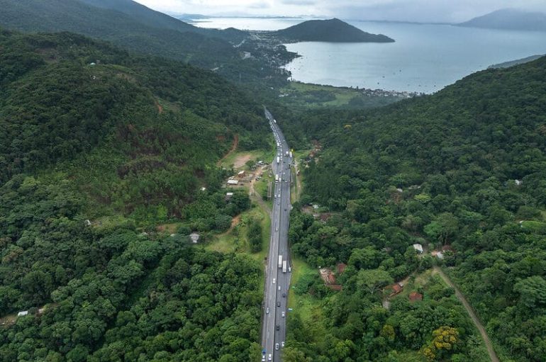 ANTT debate revisão da concessão da BR-101 Sul e inclusão de obras no Morro dos Cavalos