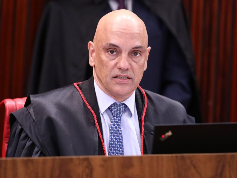 Moraes dá 48 horas para defesa de Bolsonaro explicar descumprimentos de medidas cautelares2