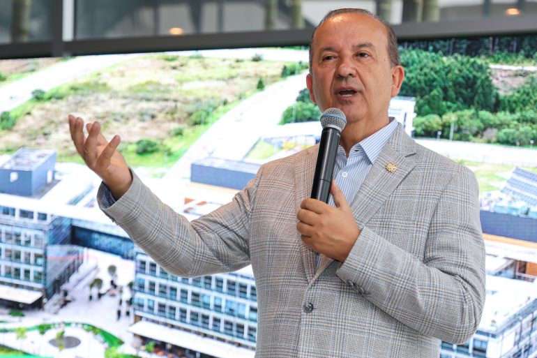 governador-jorginho-mello-critica-pedido-de-afastamento-de-deputados-catarinenses