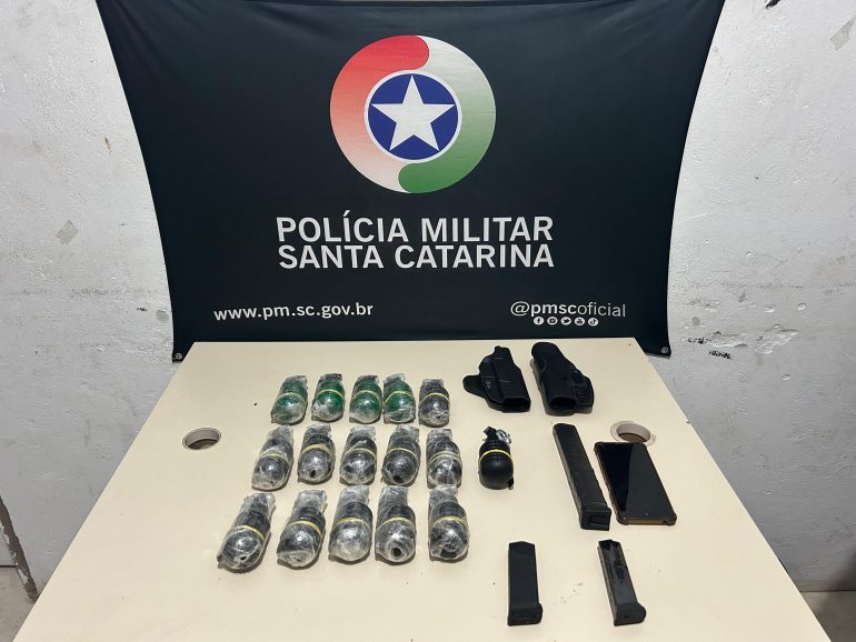 granadas-ativas-apreendidas-em-palhoca-poderiam-causar-mortes-e-destruicao-em-larga-escala