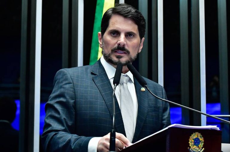 marcos-do-val-e-alvo-de-operacao-da-pf-e-tera-que-usar-tornozeleira-eletronica2