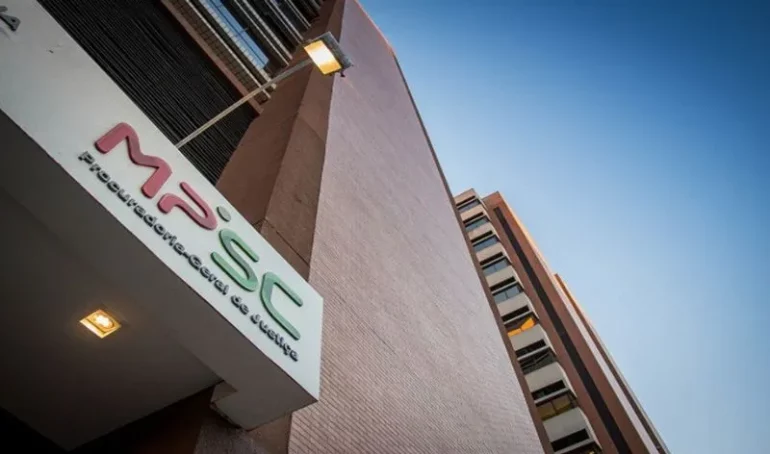 ministerio-publico-fiscaliza-atuacao-da-policia-militar-em-estadios-de-futebol-de-santa-catarina