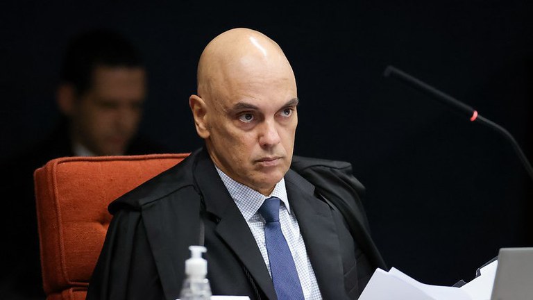 moraes-critica-eduardo-bolsonaro-e-diz-que-ataques-aos-eua-envenenaram-relacao-entre-os-paises1