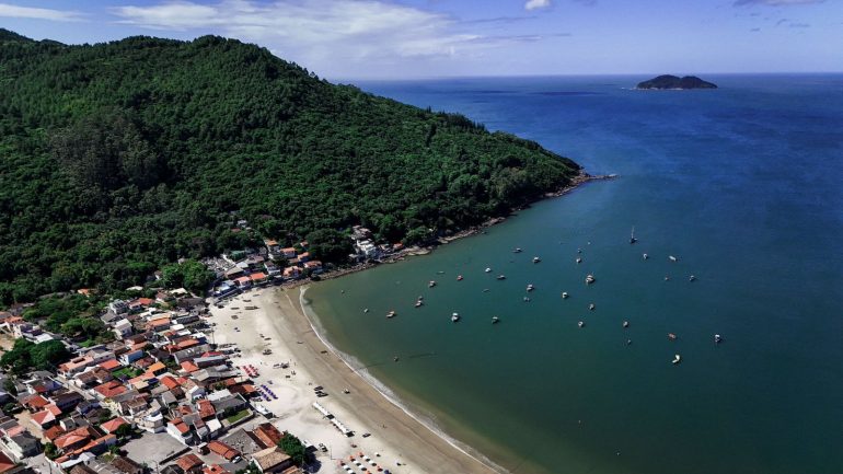 prefeitura-e-casan-anunciam-investimento-de-r-65-milhoes-em-saneamento-no-sul-da-ilha1