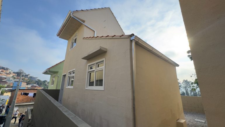 projeto-habitacional-no-morro-do-horacio-garante-casas-a-familias-que-perderam-moradias-em-enchentes