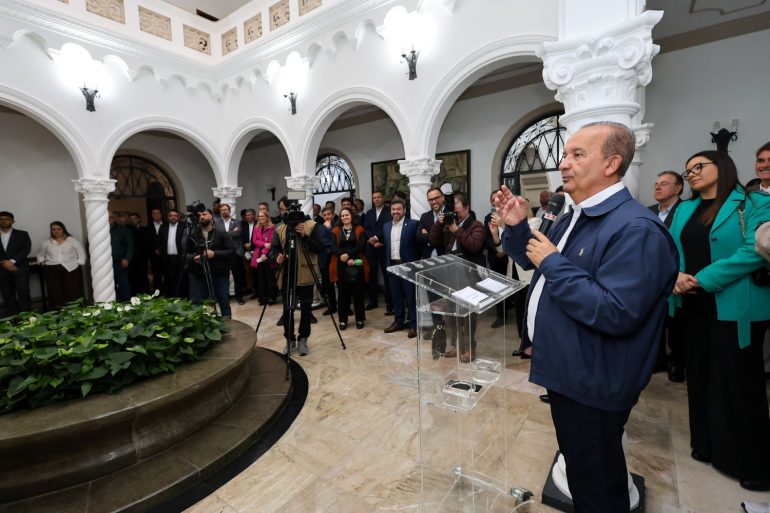 sc-tera-mais-de-18-mil-novos-empregos-com-pacote-de-incentivos-fiscais-promovido-pelo-governo-estadual1