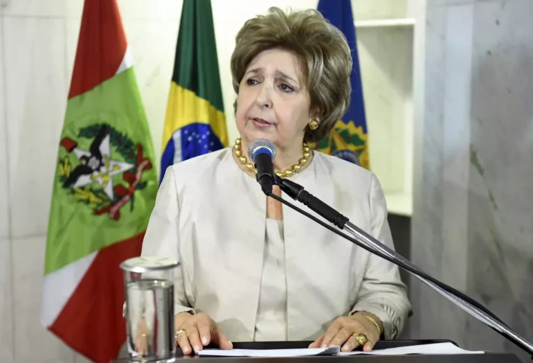 senadora-ivete-silveira-assina-pedido-de-impeachment-de-moraes-e-dispara-nao-fui-eleita-para-abaixar-a-cabeca1