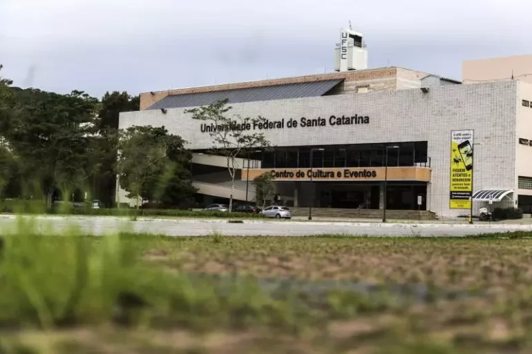 universidade-federal-de-santa-catarina-abre-inscricoes-para-grupo-de-apoio-a-estudantes-autistas