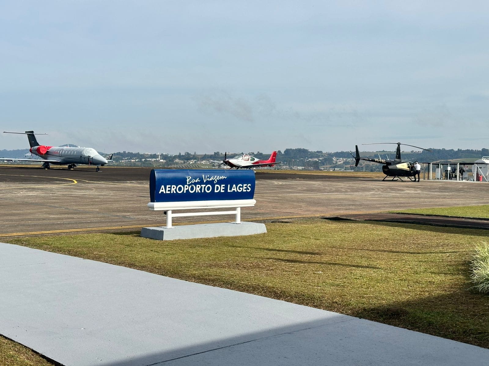 de-lages-a-florianopolis-em-minutos-aeroplanum-inicia-operacao-com-tres-voos-semanais
